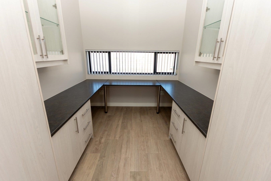 4 Bedroom Property for Sale in Myburgh Park Western Cape